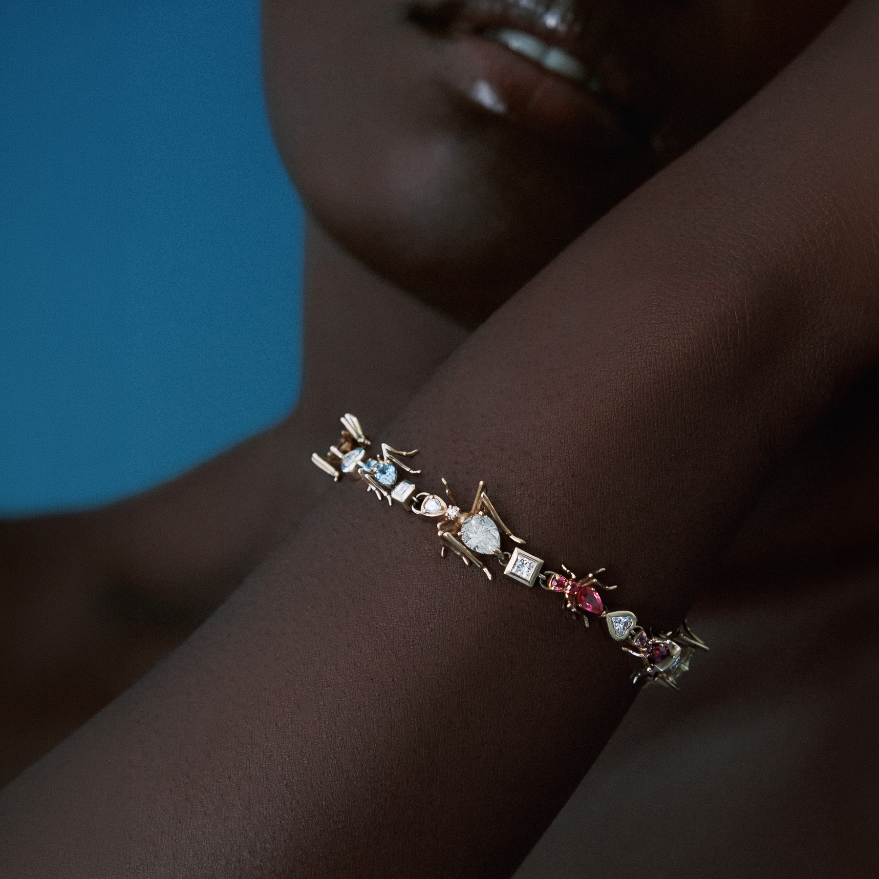 Ant Tennis Bracelet Yellow Gold and Colored Gemstones