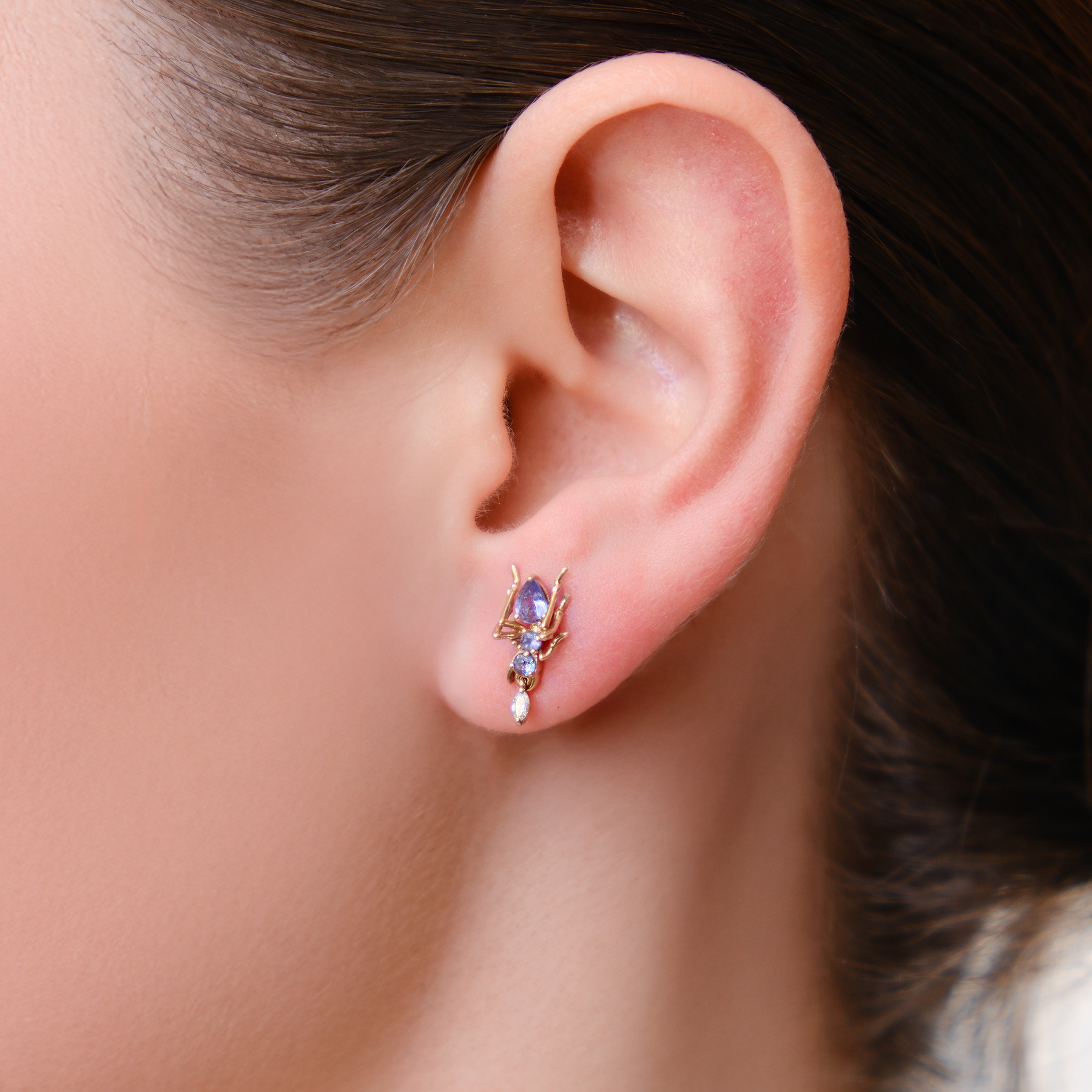Kokoro Mini Stud Earring Yellow Gold with Purple Tanzanite