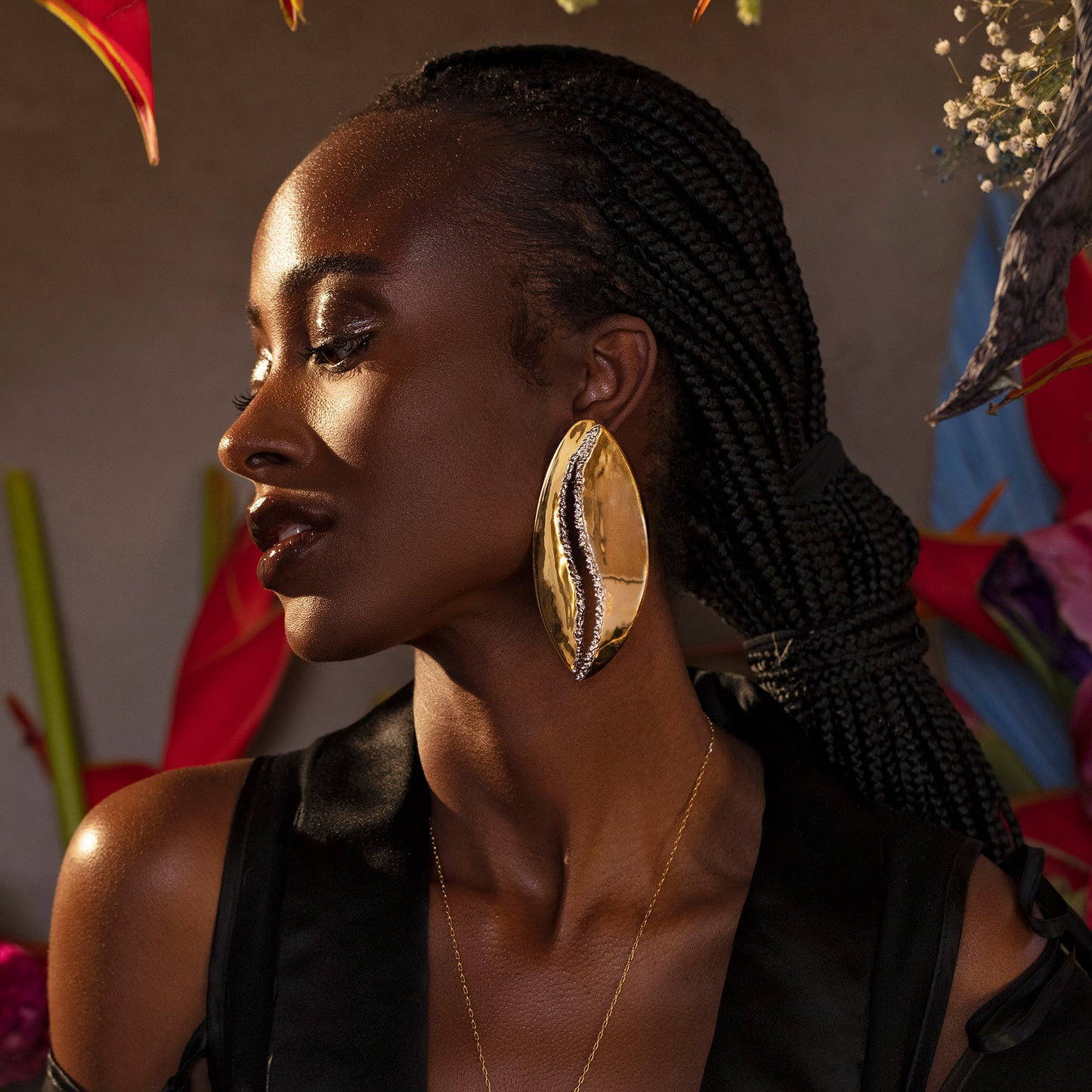Cocoerow Split Earring Okuta Collection 14K Yellow Gold Silver Sculptural Fine Jewelry Texture Detail