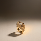 Vea Ring, 14K Yellow Gold and Diamond