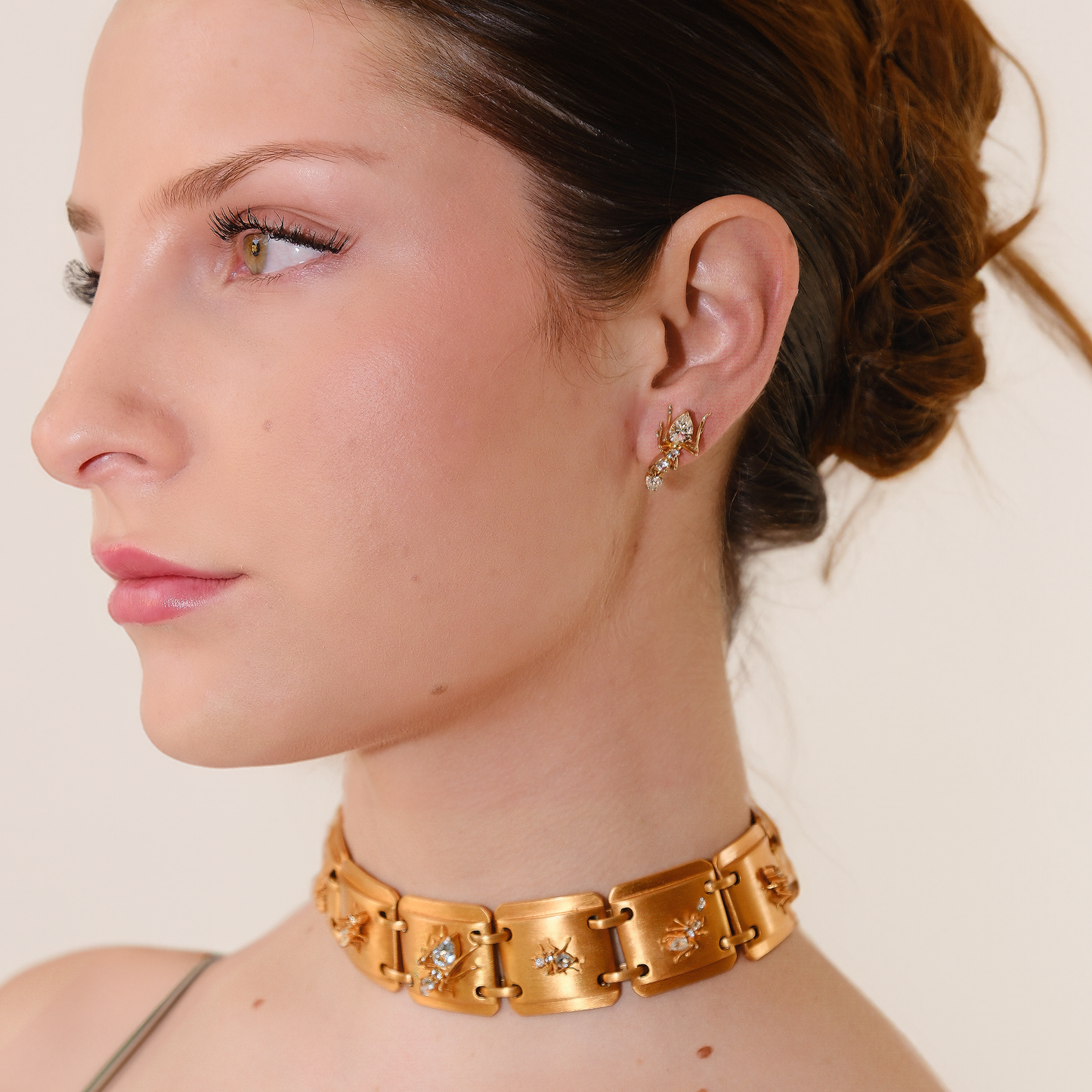 Cocoerow Oju Kokoro Choker 14K Yellow Gold Vermeil Aquamarine Diamond Sculptural Fine Jewelry On Model