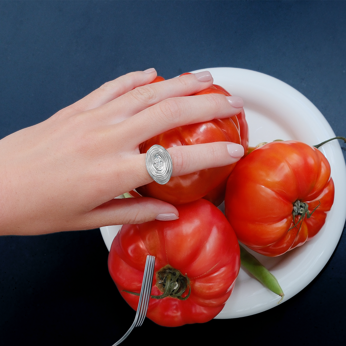Cocoerow Pasta Ring 14K White Gold Oval Diamond Sculptural Fine Jewelry